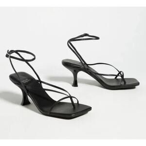 Jeffrey Campbell sz 7.5 Fluxx Kitten Heels black strappy open toe heel